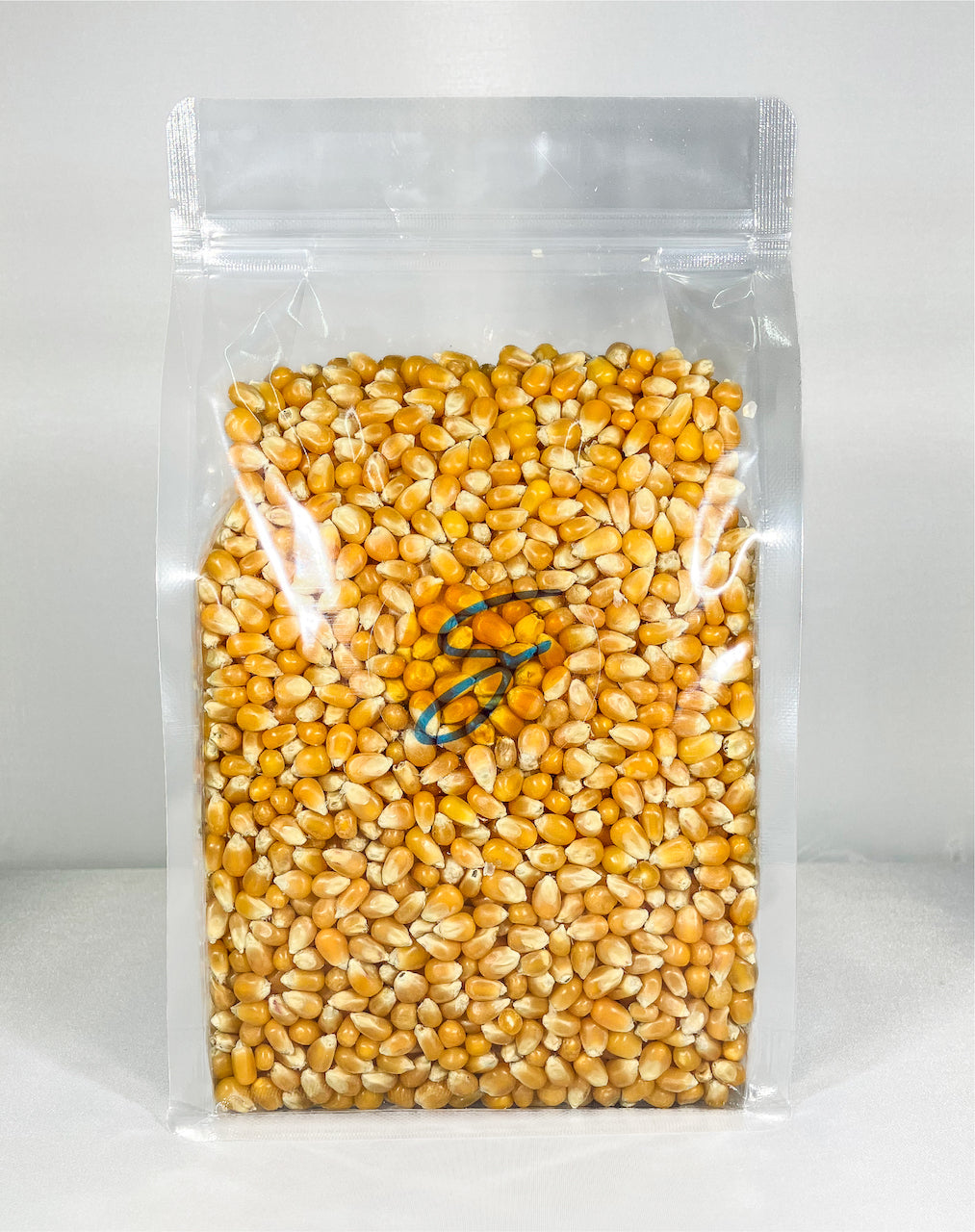 Supreme Mushroom Popcorn Kernels, prefect for making sweet caramel-glazed popcorn due to the round shape of the popped popcorn.